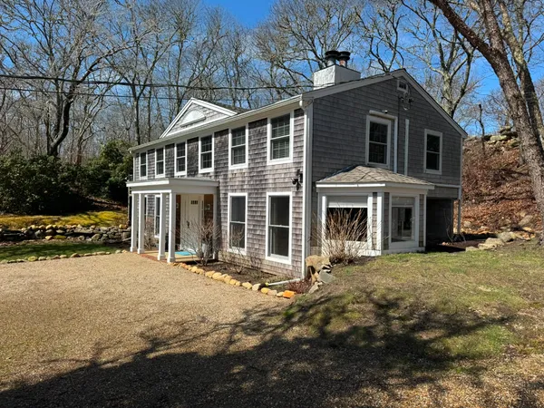 $1,550,000 | 345 N Road, Chilmark, MA 02535