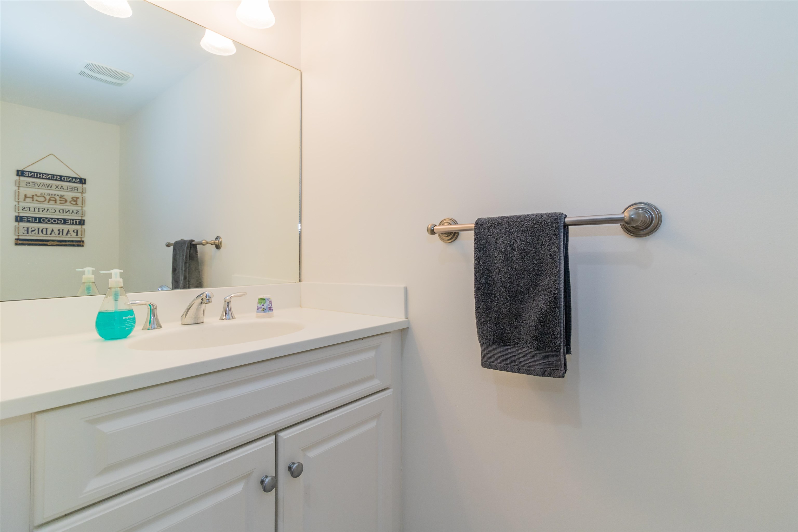 131 Court Street, Unit 5 Exeter, NH 03833 - Photo 16 of 24
