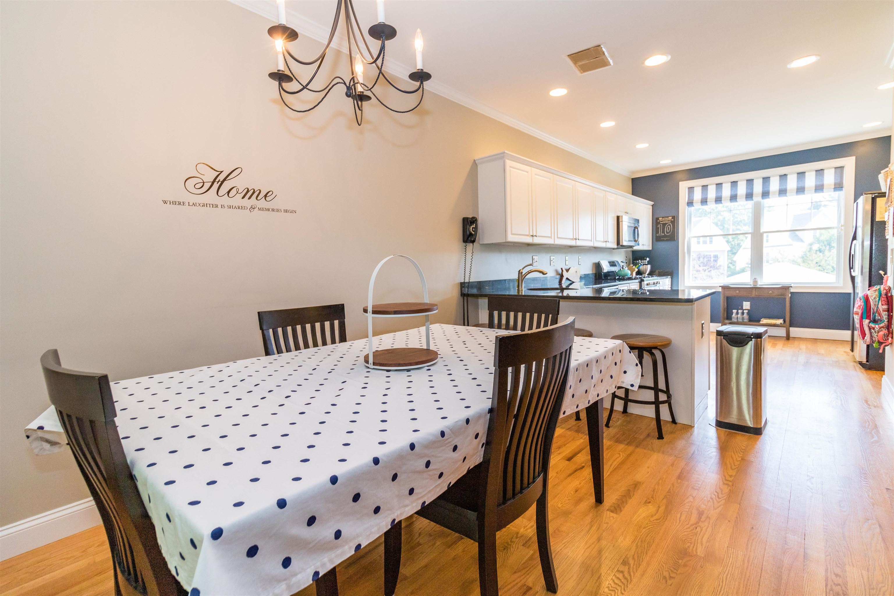 131 Court Street, Unit 5 Exeter, NH 03833 - Photo 2 of 24