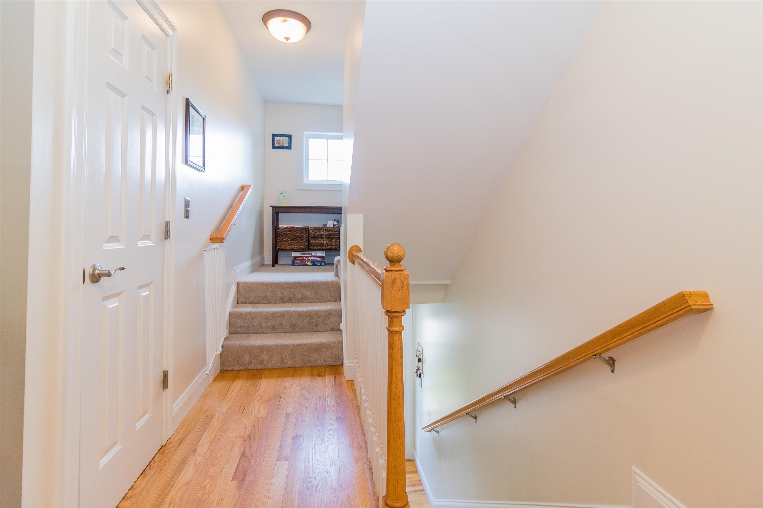 131 Court Street, Unit 5 Exeter, NH 03833 - Photo 3 of 24
