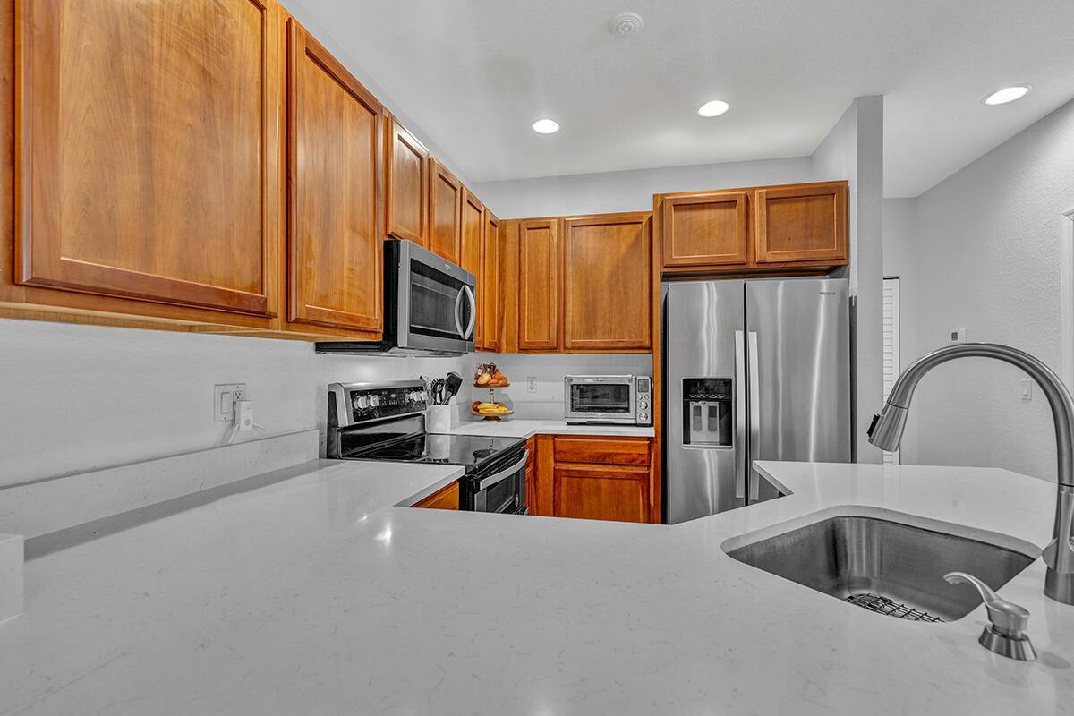 1428 West Wickham Circle, Unit A Delray Beach, FL 33445 - Photo 20 of 41 Kitchen