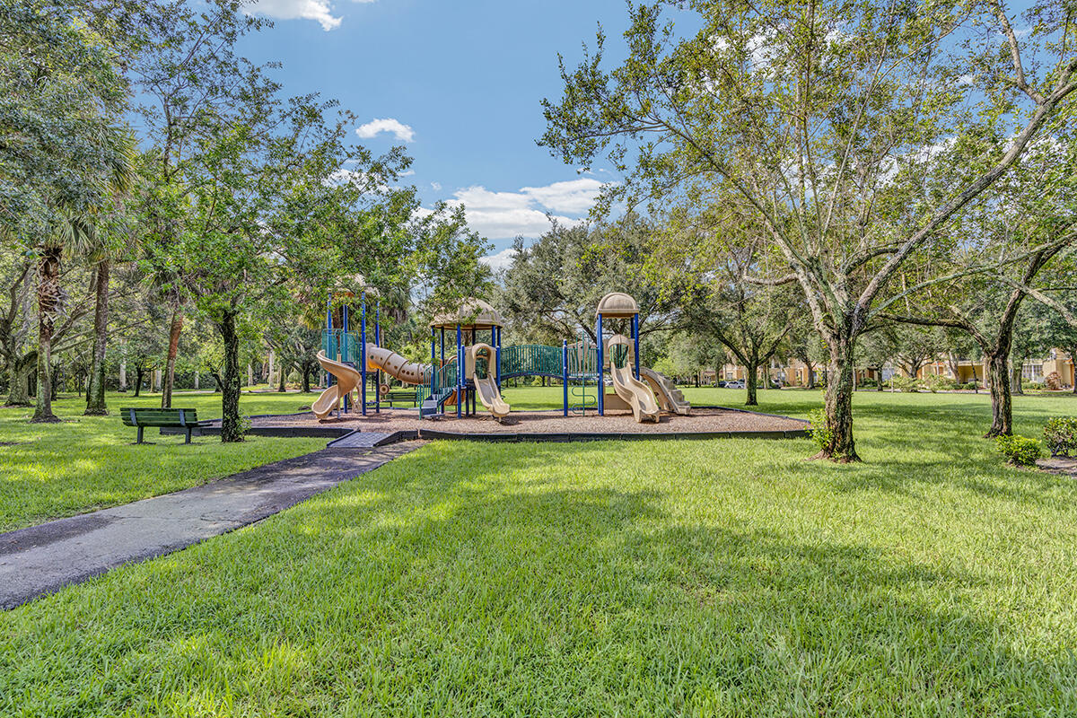 1428 West Wickham Circle, Unit A Delray Beach, FL 33445 - Photo 36 of 41 Community Park