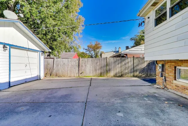 $409,900 | 7332 Davis Street, Morton Grove, IL 60053