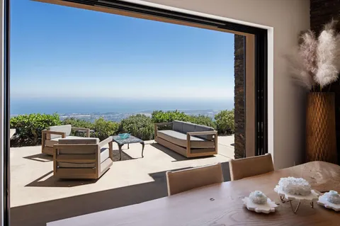 $4,495,000 | 5651 West Camino Cielo, Santa Barbara, CA 93105