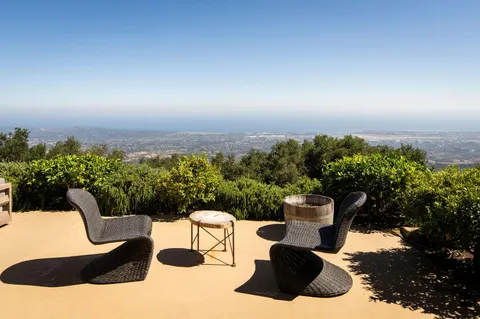 $4,495,000 | 5651 West Camino Cielo, Santa Barbara, CA 93105