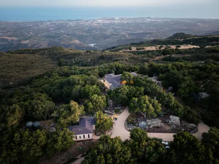 $4,495,000 | 5651 West Camino Cielo, Santa Barbara, CA 93105