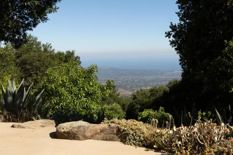 $4,495,000 | 5651 West Camino Cielo, Santa Barbara, CA 93105