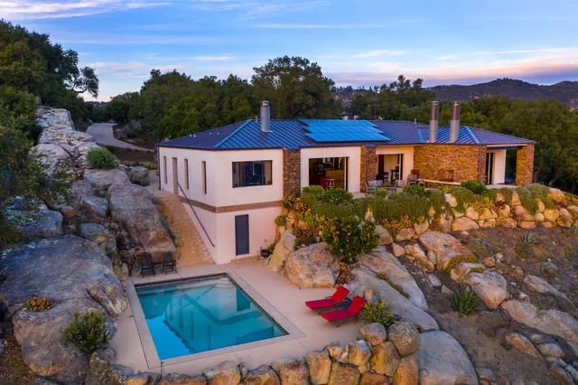 $4,495,000 | 5651 West Camino Cielo, Santa Barbara, CA 93105