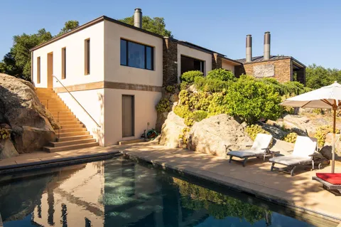 $4,495,000 | 5651 West Camino Cielo, Santa Barbara, CA 93105