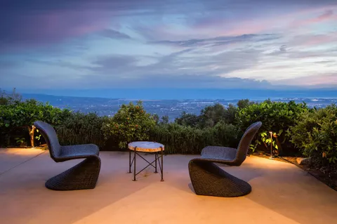$4,495,000 | 5651 West Camino Cielo, Santa Barbara, CA 93105