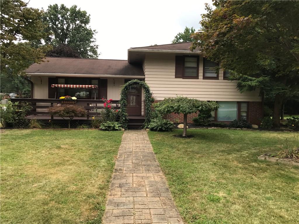 17 Lilac Road New Castle, PA 16105 - Photo 1 of 25 Gallery Image 1