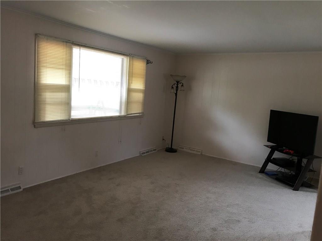 17 Lilac Road New Castle, PA 16105 - Photo 14 of 25 Gallery Image 14
