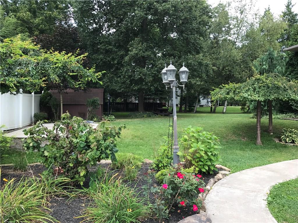17 Lilac Road New Castle, PA 16105 - Photo 3 of 25 Gallery Image 3