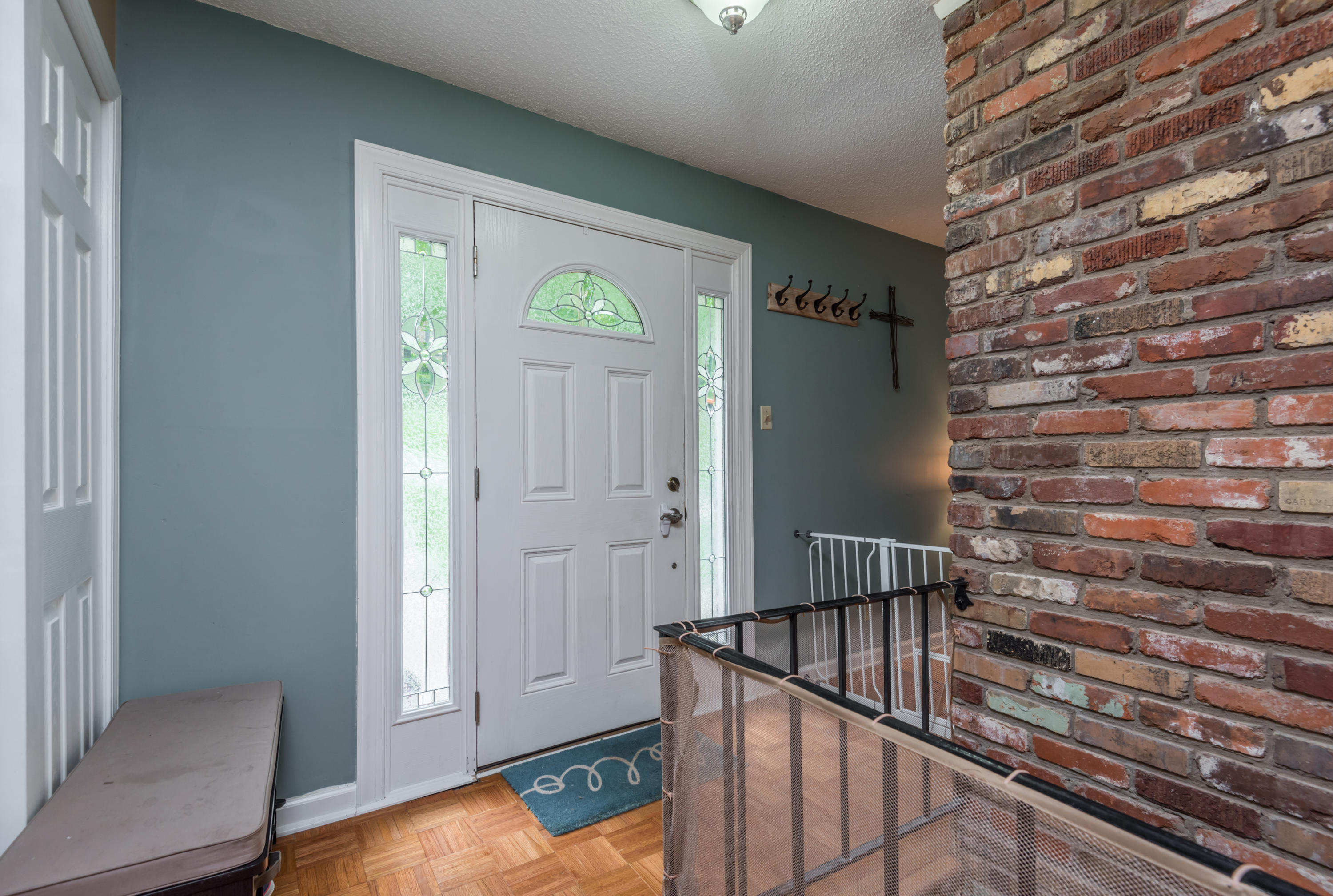 109 Morgan Road Oak Ridge, TN 37830 - Photo 3 of 31 109MorganRd-11