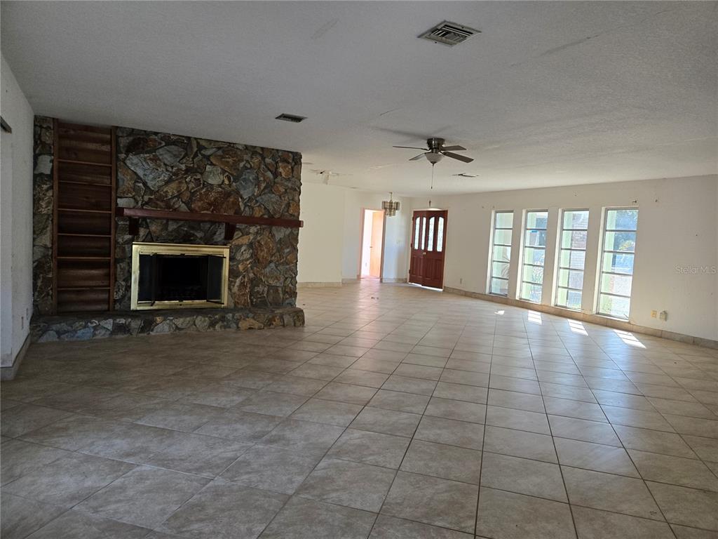 2288 Evenglow Avenue Spring Hill, FL 34609 - Photo 7 of 31