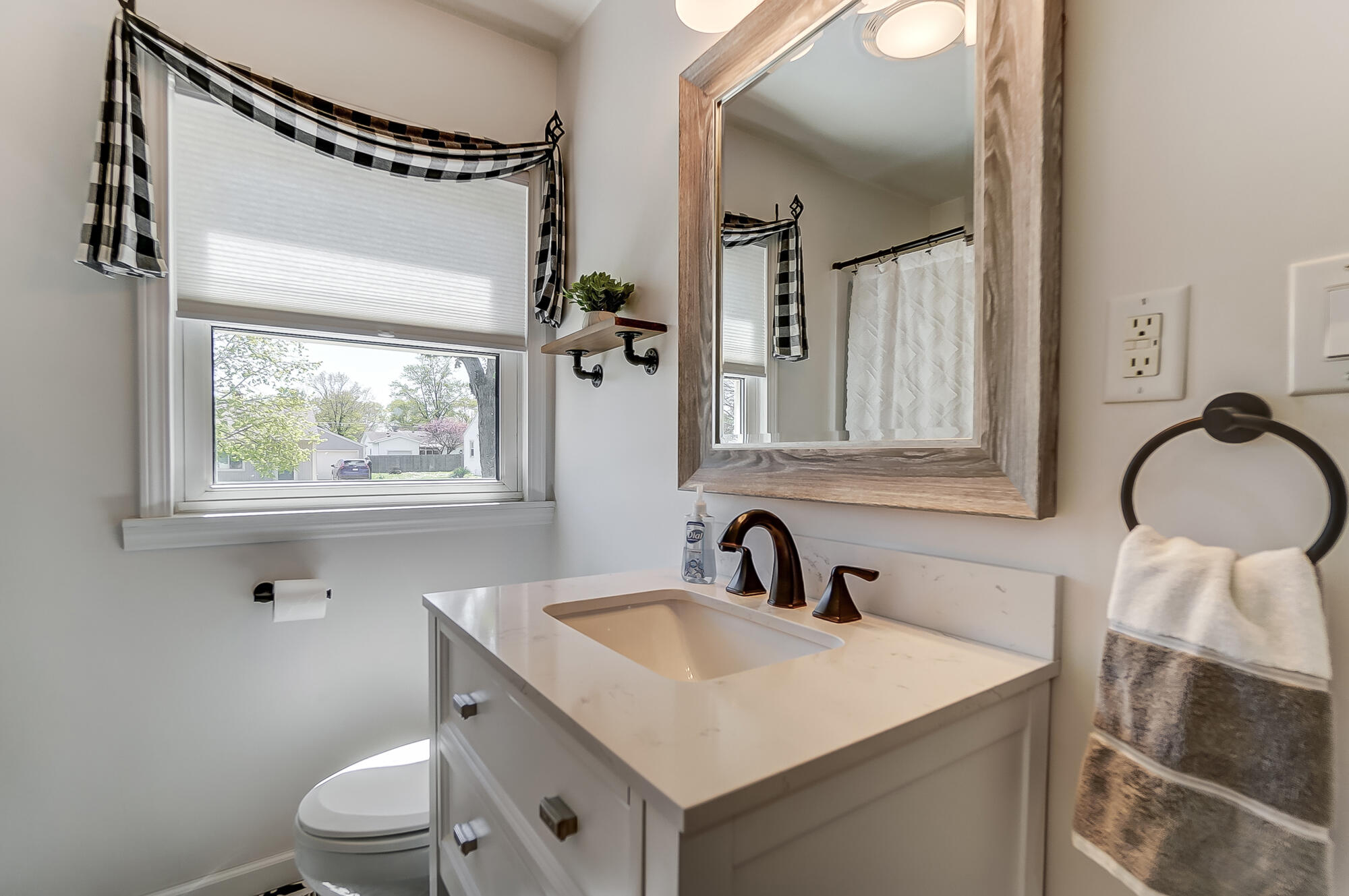 1415 Fleet Road Troy, OH 45373 - Photo 18 of 37 Gallery Image 18