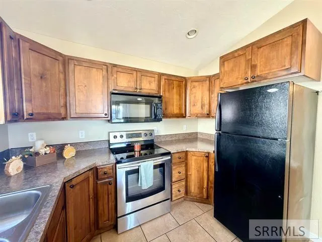 $285,000 | 4210 Sunny Brook Drive, Pocatello, ID 83202