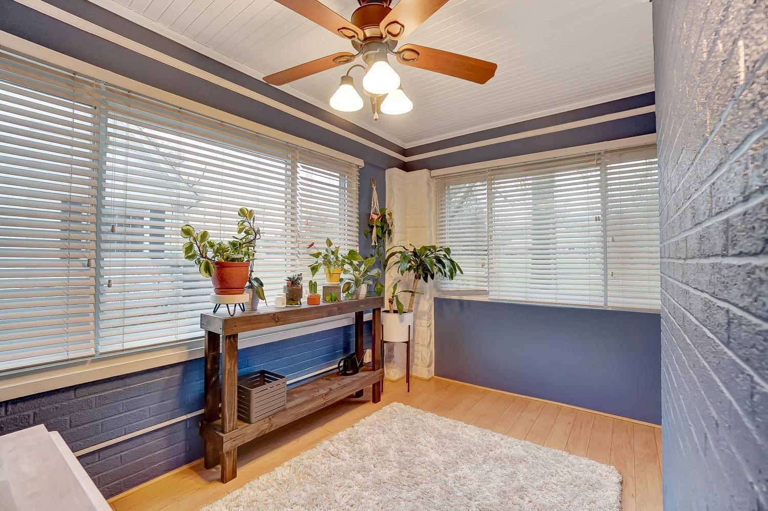 956 West Galbraith Road Cincinnati, OH 45231 - Photo 8 of 35 Gallery Image 8
