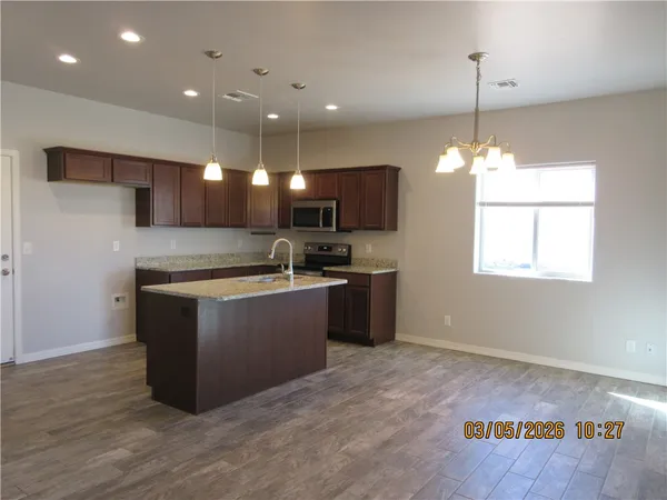$1,375 | 10113 Black Boot Drive, Kingman, AZ 86401