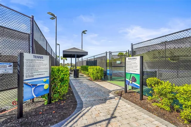 $674,900 | 6253 Mesa Glen, Bradenton, FL 34203