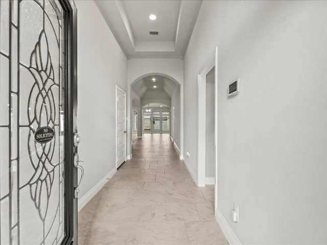 a view of entryway with interior