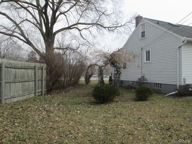 42755 Utica Road Sterling Heights, MI 48314 - Photo 15 of 16