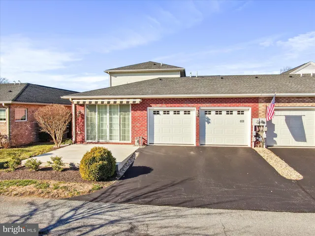 a view of a house with a outdoor space