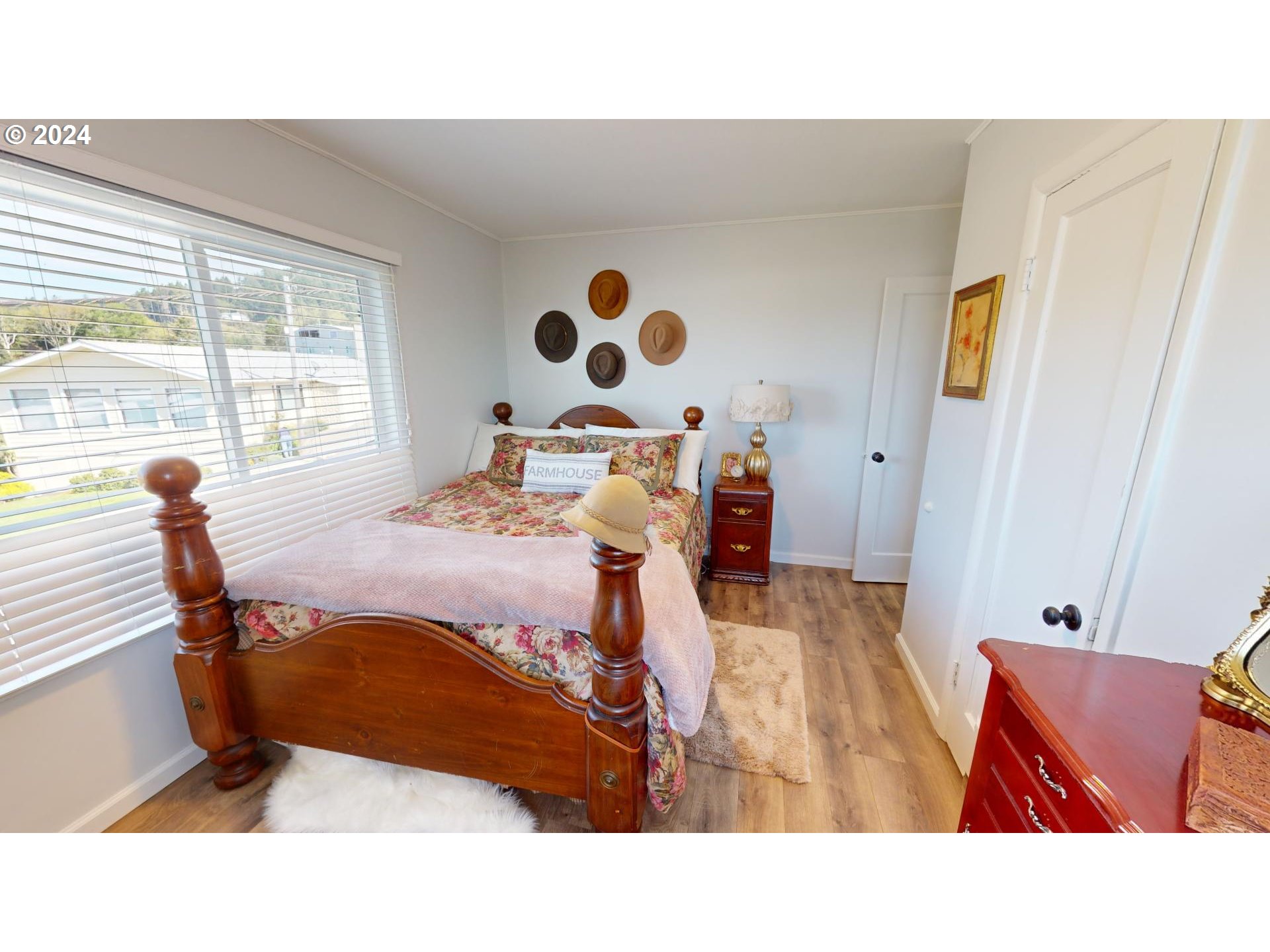 29840 Mary Street Gold Beach, OR 97444 - Photo 11 of 42