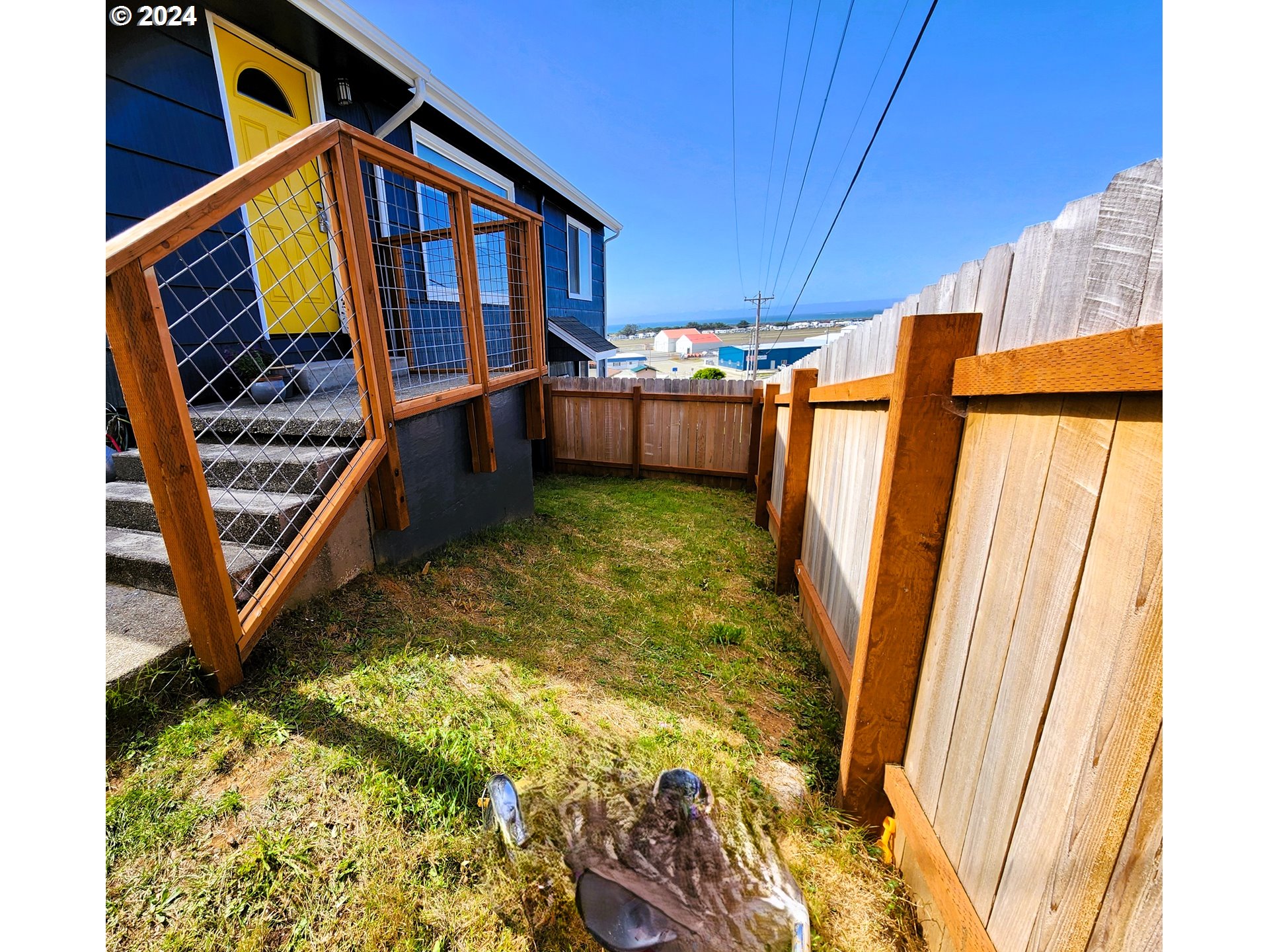 29840 Mary Street Gold Beach, OR 97444 - Photo 22 of 42