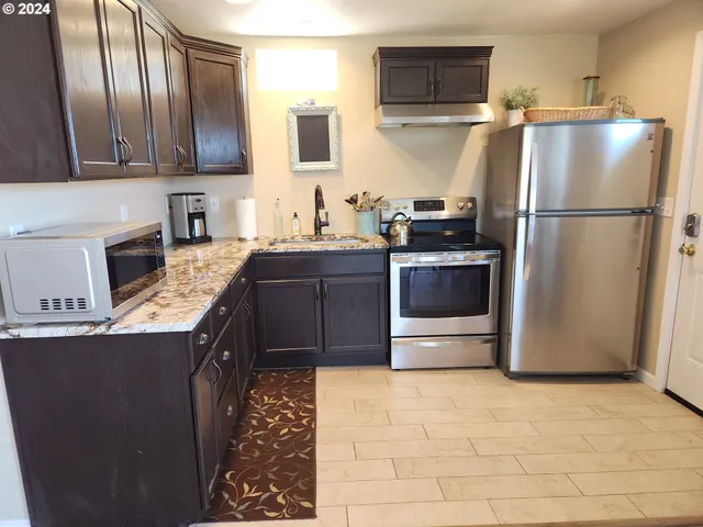 $424,000 | 29840 Mary Street, Gold Beach, OR 97444