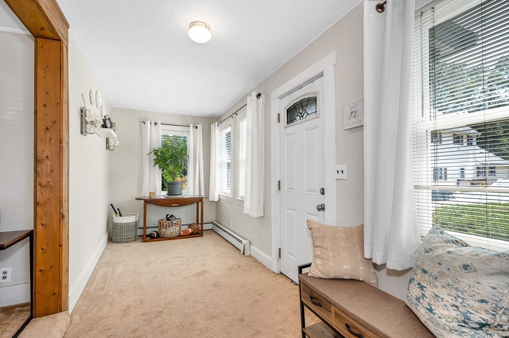 24 Wightman Road Tewksbury, MA 01876 - Photo 3 of 28 Gallery Image 3