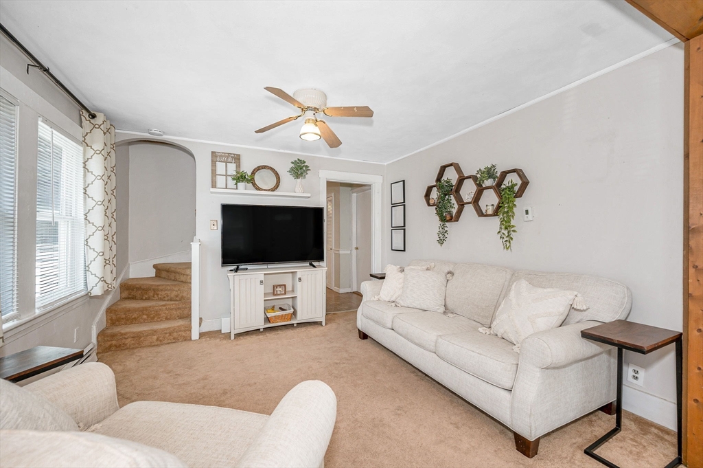24 Wightman Road Tewksbury, MA 01876 - Photo 8 of 28 Gallery Image 8
