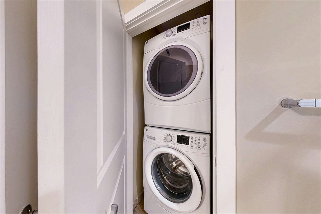 446 Cambridge Street, Unit 406 Boston, MA 02134 - Photo 4 of 7 a utility room with dryer and washer