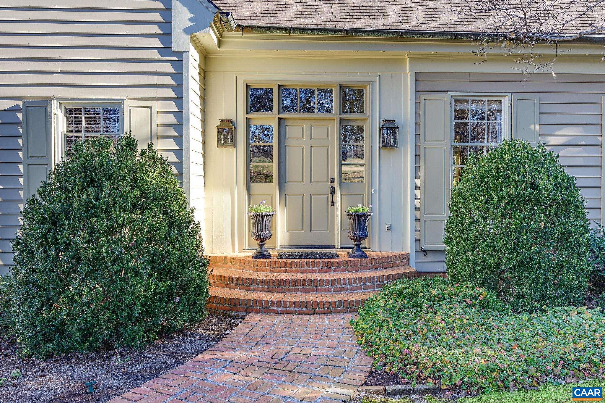 380 Spring Lane Charlottesville, VA 22903 - Photo 5 of 62 Gallery Image 5
