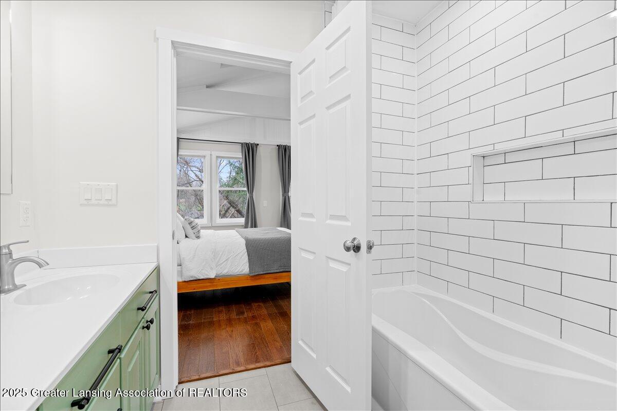 12973 Francis Road Dewitt, MI 48820 - Photo 24 of 53 30-Media Jett - 47