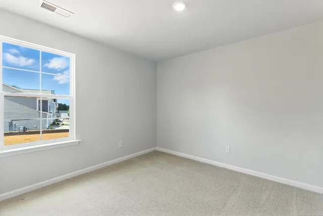 $306,000 | 7015 New Horizons Lane, Boiling Springs, SC 29316