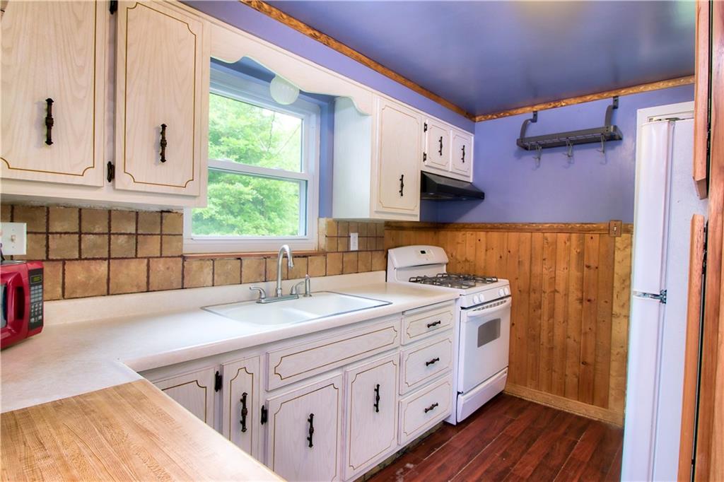 408 Rock Run Road Elizabeth, PA 15037 - Photo 6 of 14 Gallery Image 6