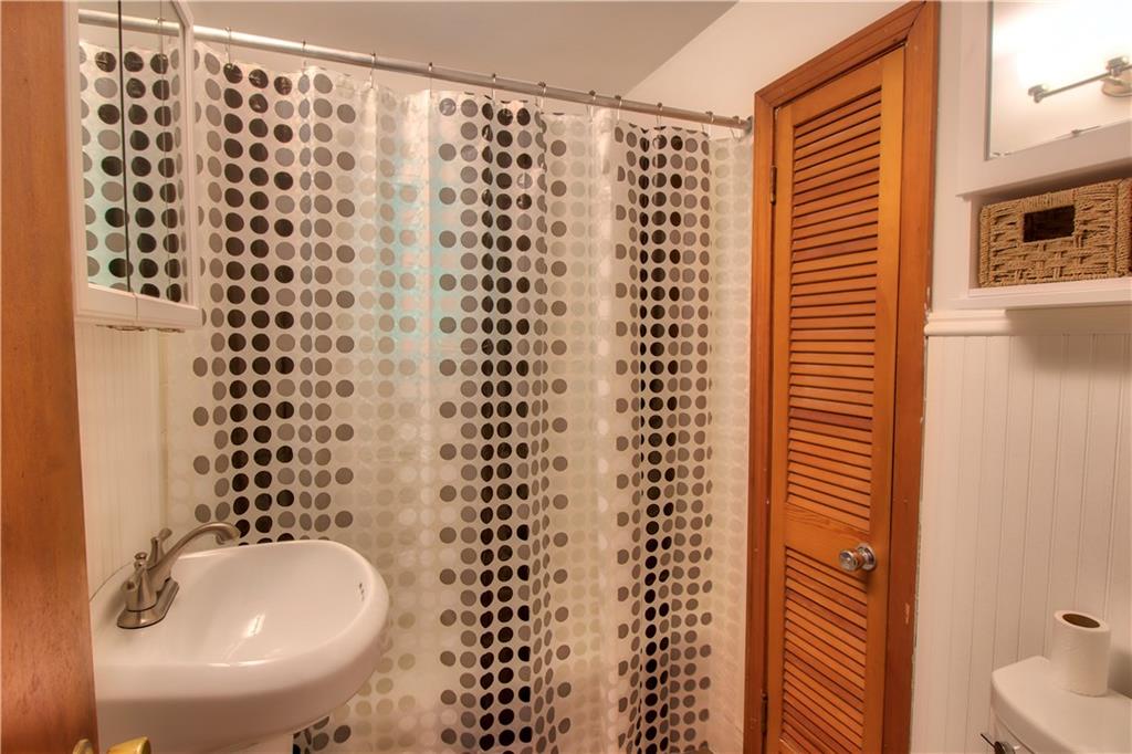 408 Rock Run Road Elizabeth, PA 15037 - Photo 8 of 14 Gallery Image 8