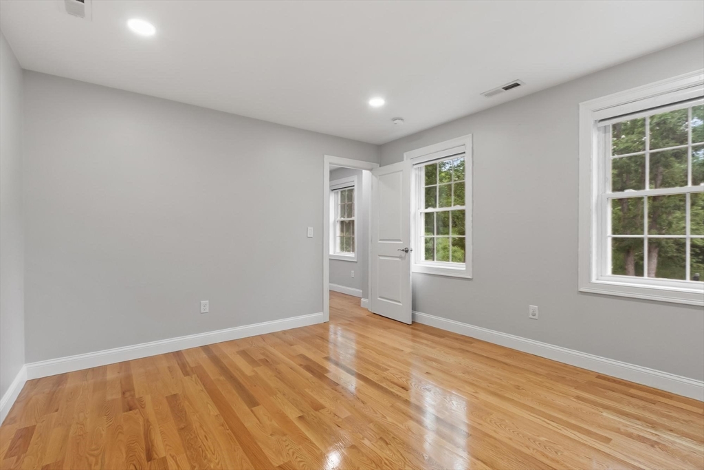 24 Townsend Road Shirley, MA 01464 - Photo 31 of 42