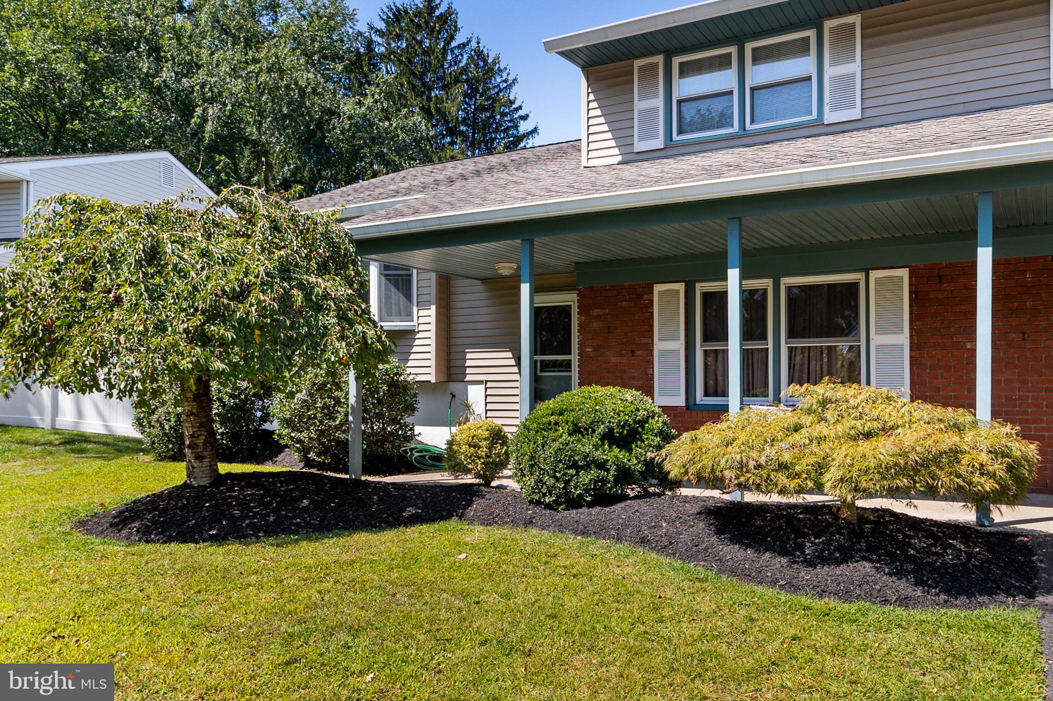 1606 Gordon Road Burlington, NJ 08016 - Photo 5 of 35 a view of a house with pool and garden