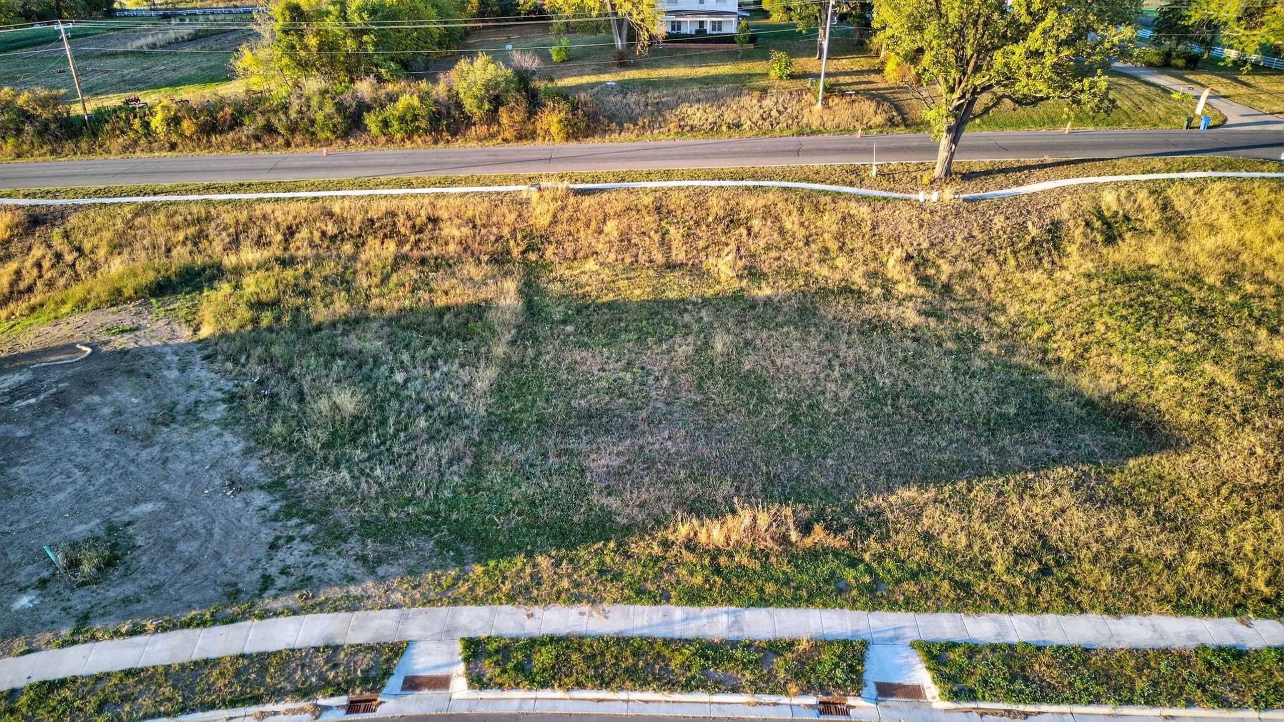 680 Clear Pond Middleton, WI 53562 - Photo 5 of 6