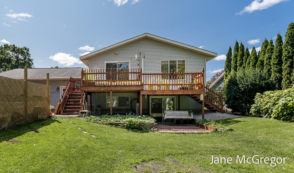1044 Durham Road Muskegon, MI 49441 - Photo 2 of 60 1044DurhamRd-11LoRes