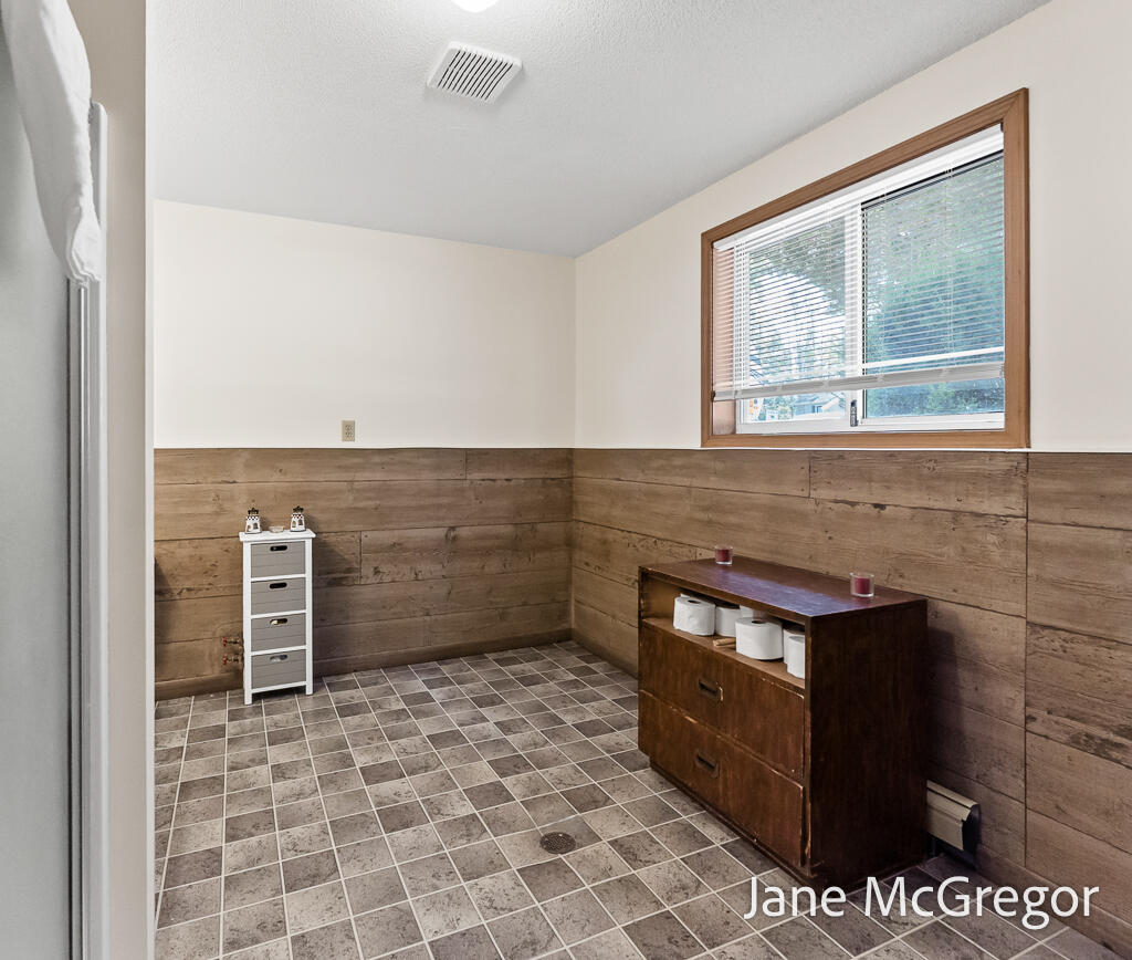 1044 Durham Road Muskegon, MI 49441 - Photo 43 of 60 1044DurhamRd-57LoRes