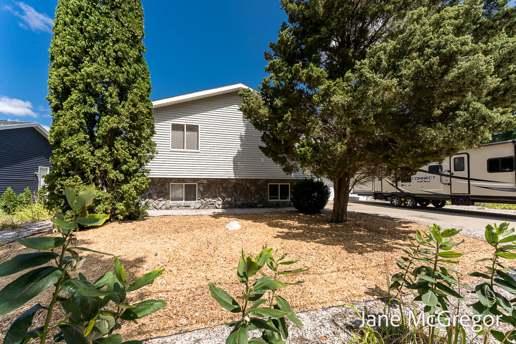 1044 Durham Road Muskegon, MI 49441 - Photo 59 of 60 1044DurhamRd-2LoRes