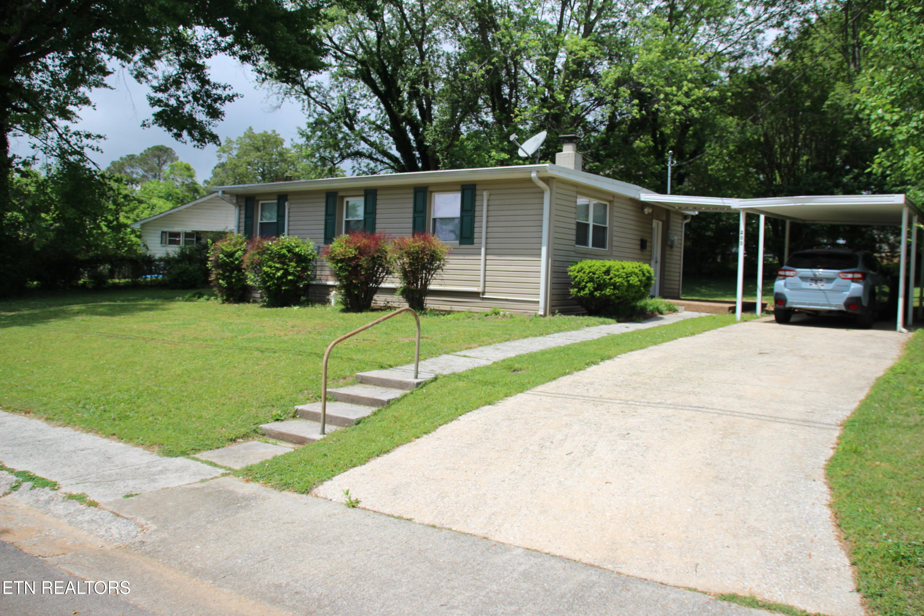 203 Northwestern Avenue Oak Ridge, TN 37830 - Photo 14 of 15 IMG_6480