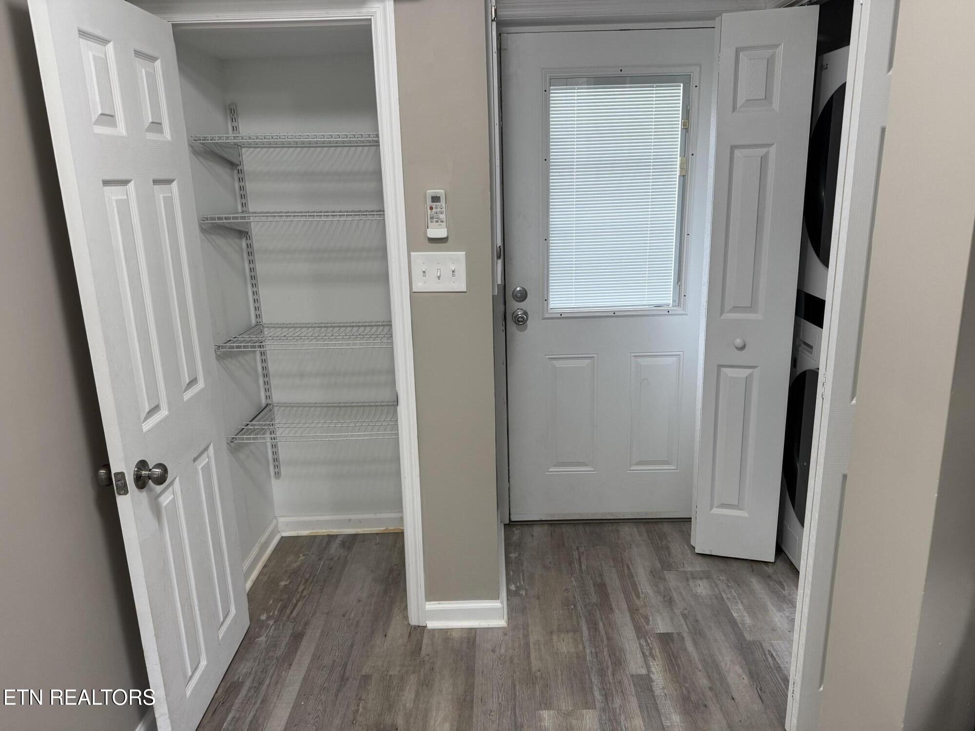 203 Northwestern Avenue Oak Ridge, TN 37830 - Photo 3 of 15 Pantry