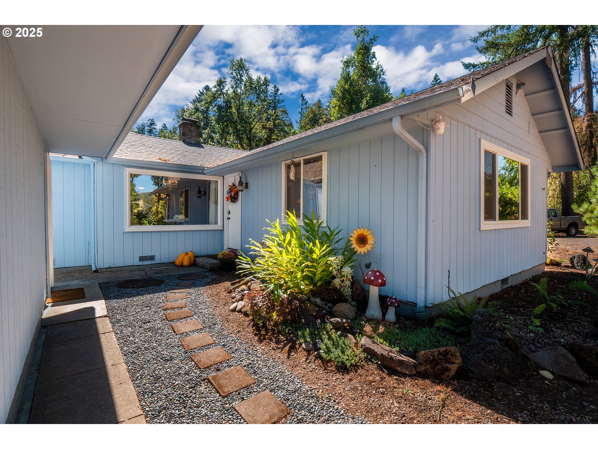 89387 Old Mohawk Road Springfield, OR 97478 - Photo 21 of 38