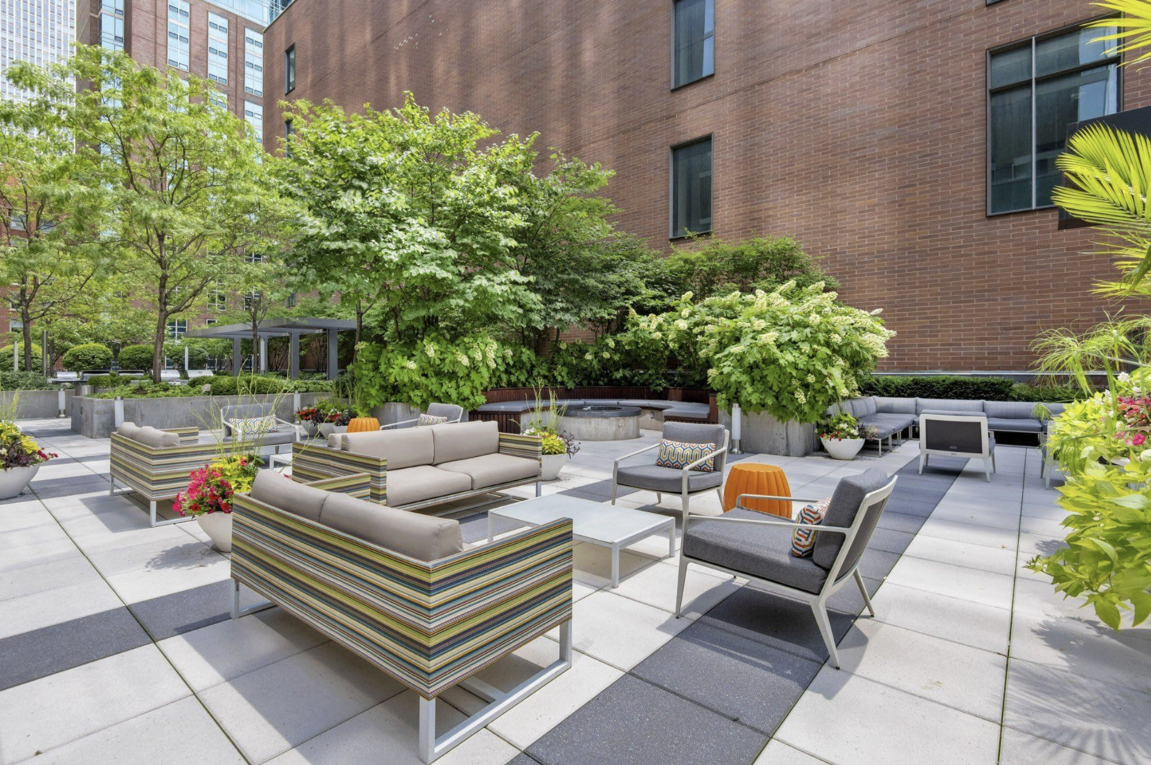 845 North State Street, Unit 902 Chicago, IL 60610 - Photo 16 of 27