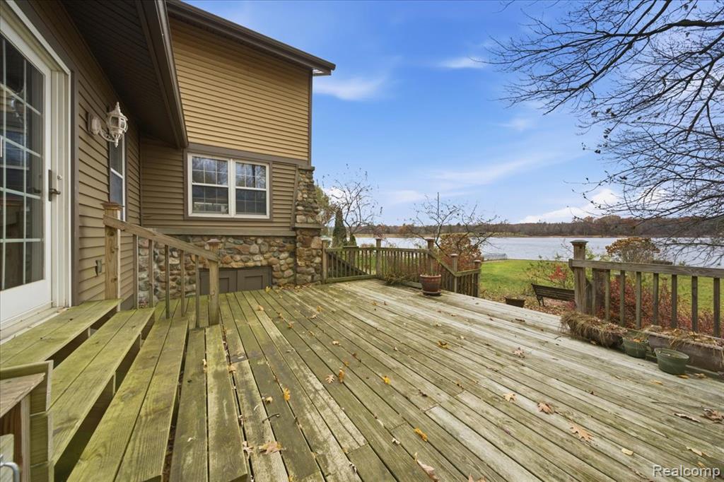 5896 Silver Birch Road Ortonville, MI 48462 - Photo 47 of 76