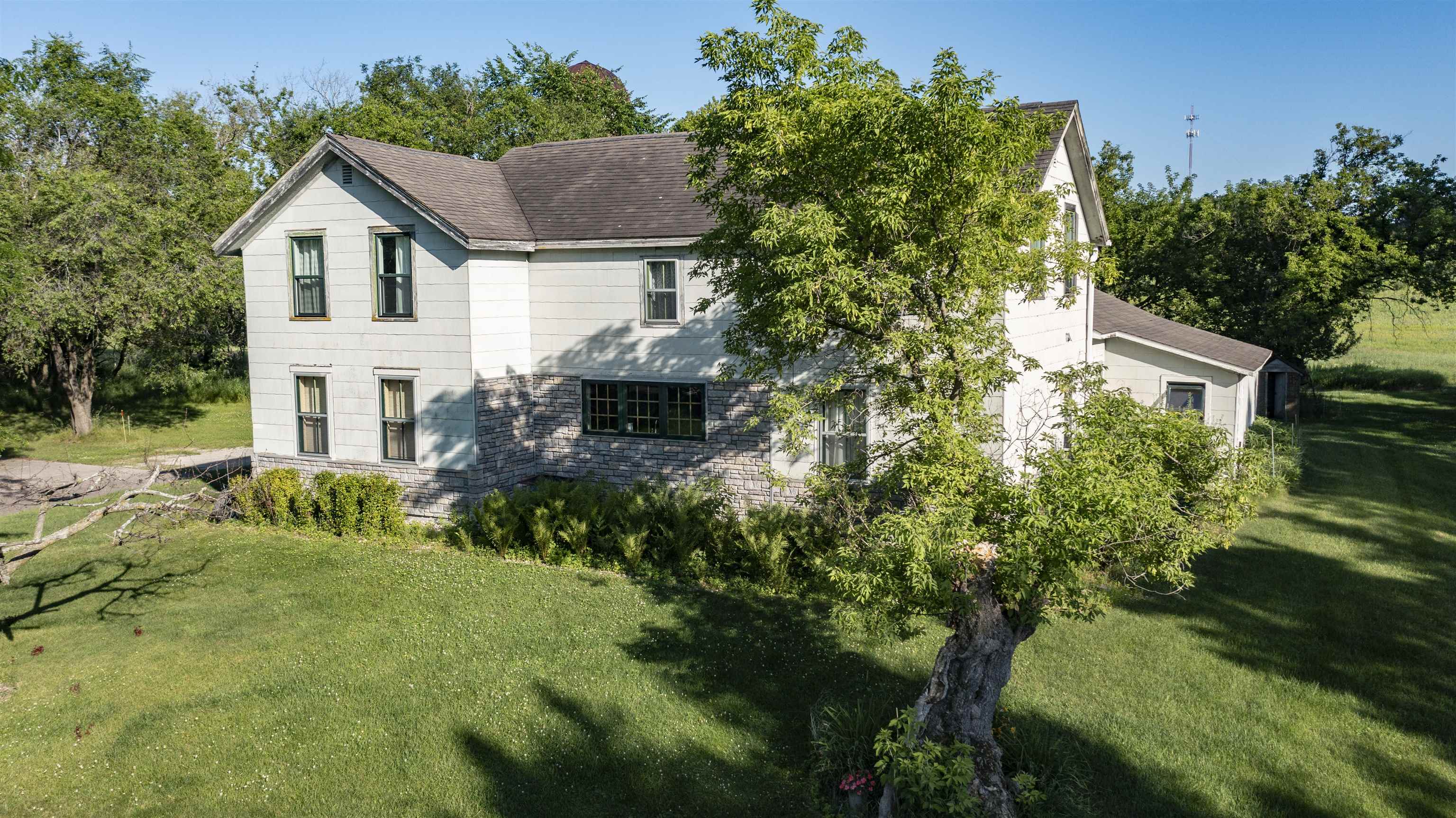 1600 Townsend Road Waupaca, WI 54981 - Photo 31 of 34